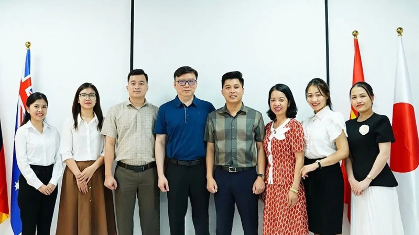 Bìa chuyên mục báo chí về BAViK