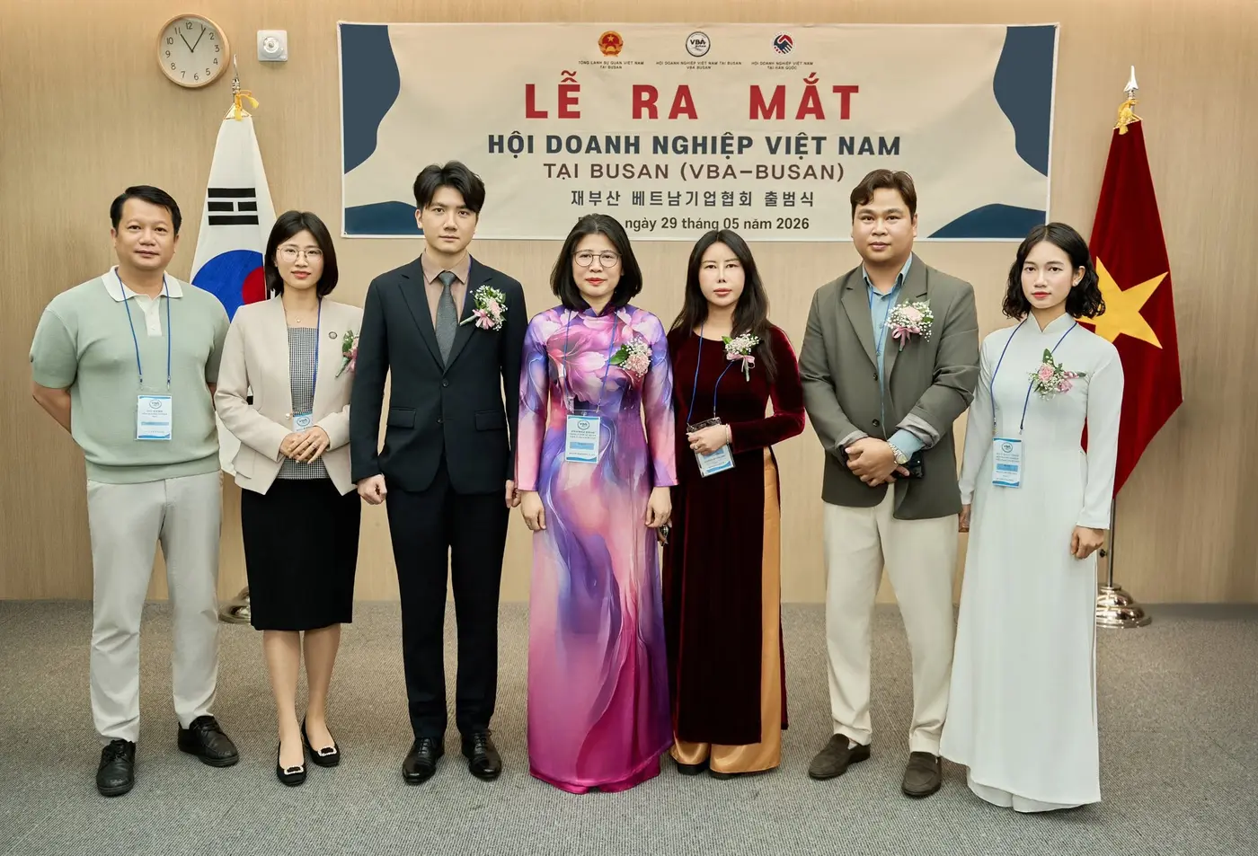 Đại diện tham dự lễ ra mắt Hội Doanh nghiệp Việt Nam tại Busan