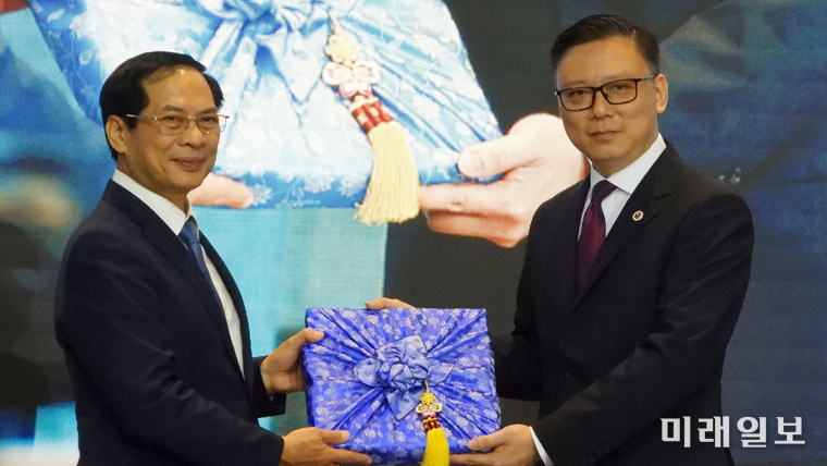 Ảnh minh họa: LỄ RA MẮT HỘI DOANH NGHIỆP VIỆT NAM TẠI HÀN QUỐC… CỘNG ĐỒNG DOANH NGHIỆP VIỆT NAM TẠI HÀN QUỐC