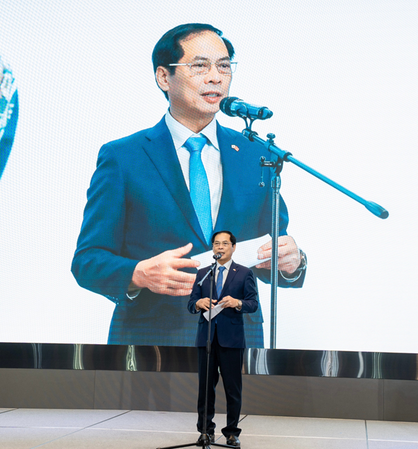 Ảnh minh họa: RA MẮT HỘI DOANH NGHIỆP VIỆT NAM TẠI HÀN QUỐC: TIỀN ĐỀ CHO SỰ PHÁT TRIỂN CỦA DOANH NGHIỆP NGƯỜI VIỆT TẠI XỨ SỞ KIM CHI
