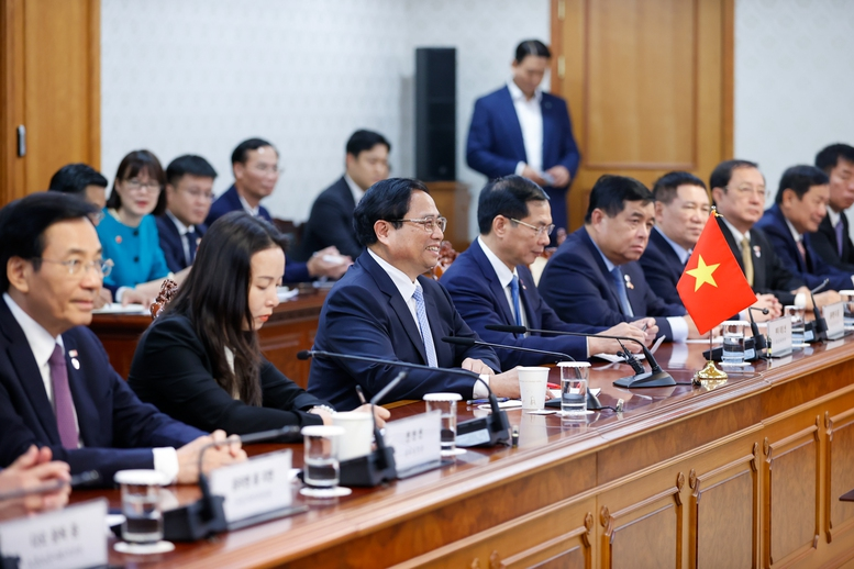 Ảnh minh họa: Thông cáo báo chí chung và văn kiện ký kết giữa Việt Nam – Hàn Quốc